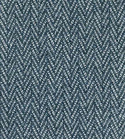 Traditional Patterns and Designs in Autumn Tailoring 3